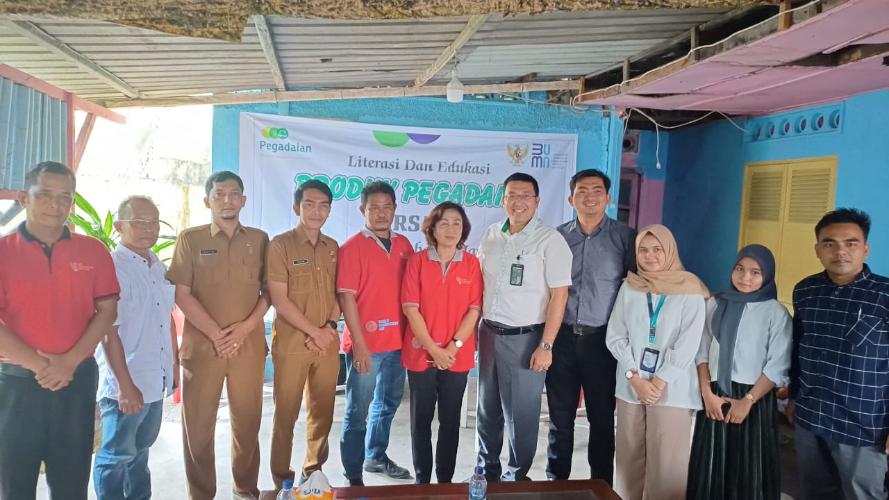 Kegiatan Launching Bank Sampah Lestari Mawar Sejahtera dilakukan oleh Camat Medan Perjuangan yang diwakili oleh Kepala Seksi (Kasi) Sarpras Kec. Medan Perjuangan Perjuangan pada Selasa (07/11).